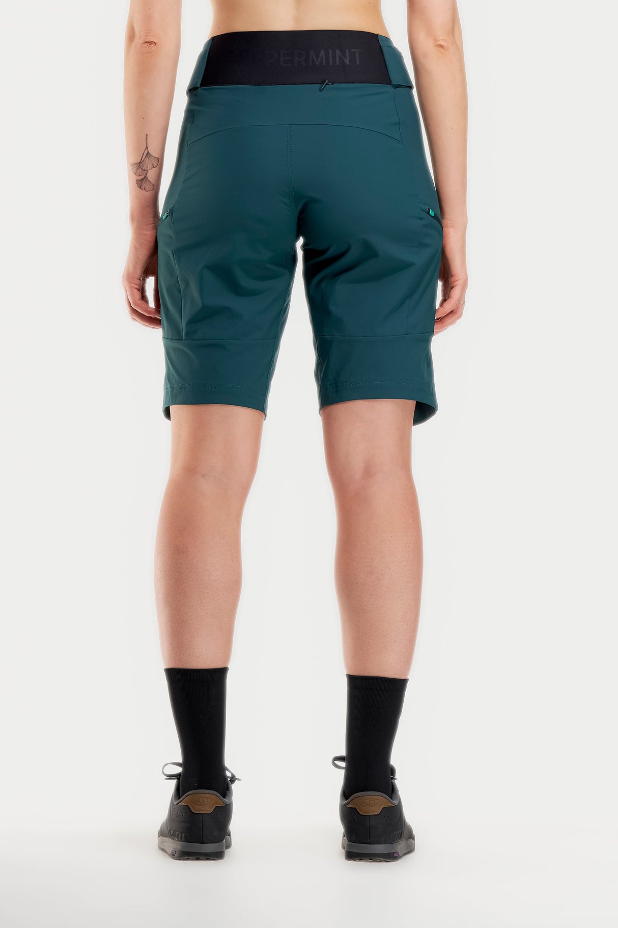 Peppermint Signature Tech Short 2026