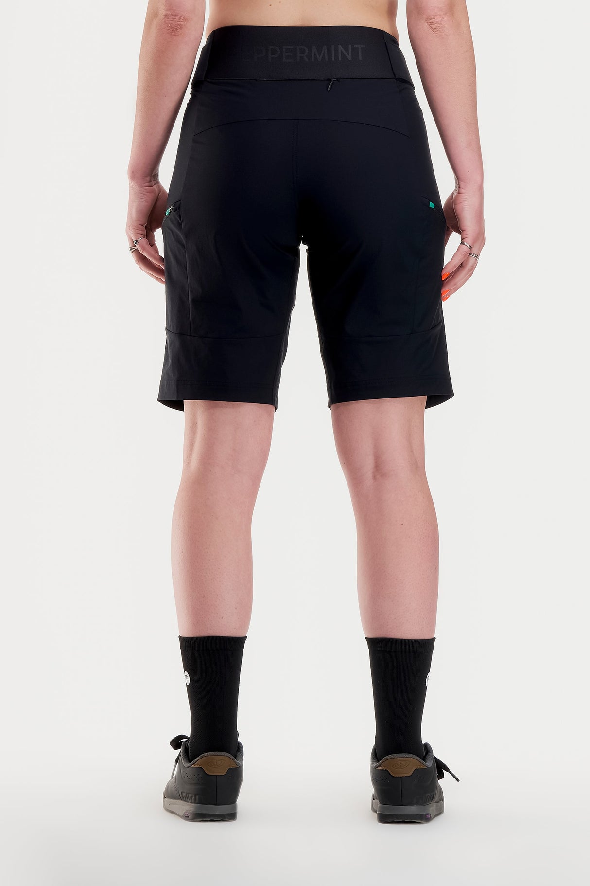 Peppermint Signature Tech Short 2026